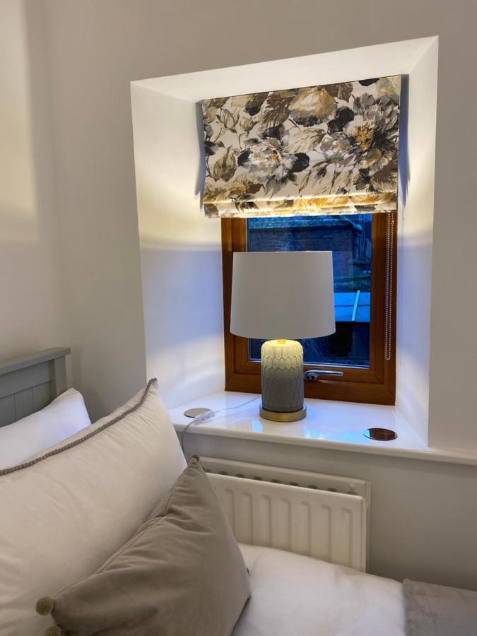 The Bothey Apartment Brampton  Ngoại thất bức ảnh